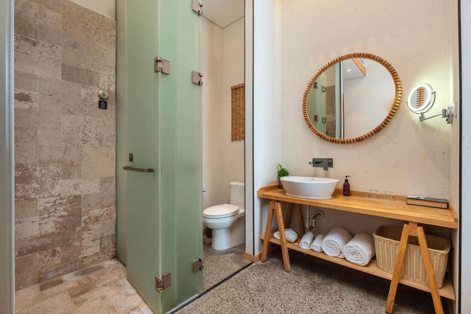 Manli Hotel Shanghai Pudong Airport - Pet Friendly Экстерьер фото