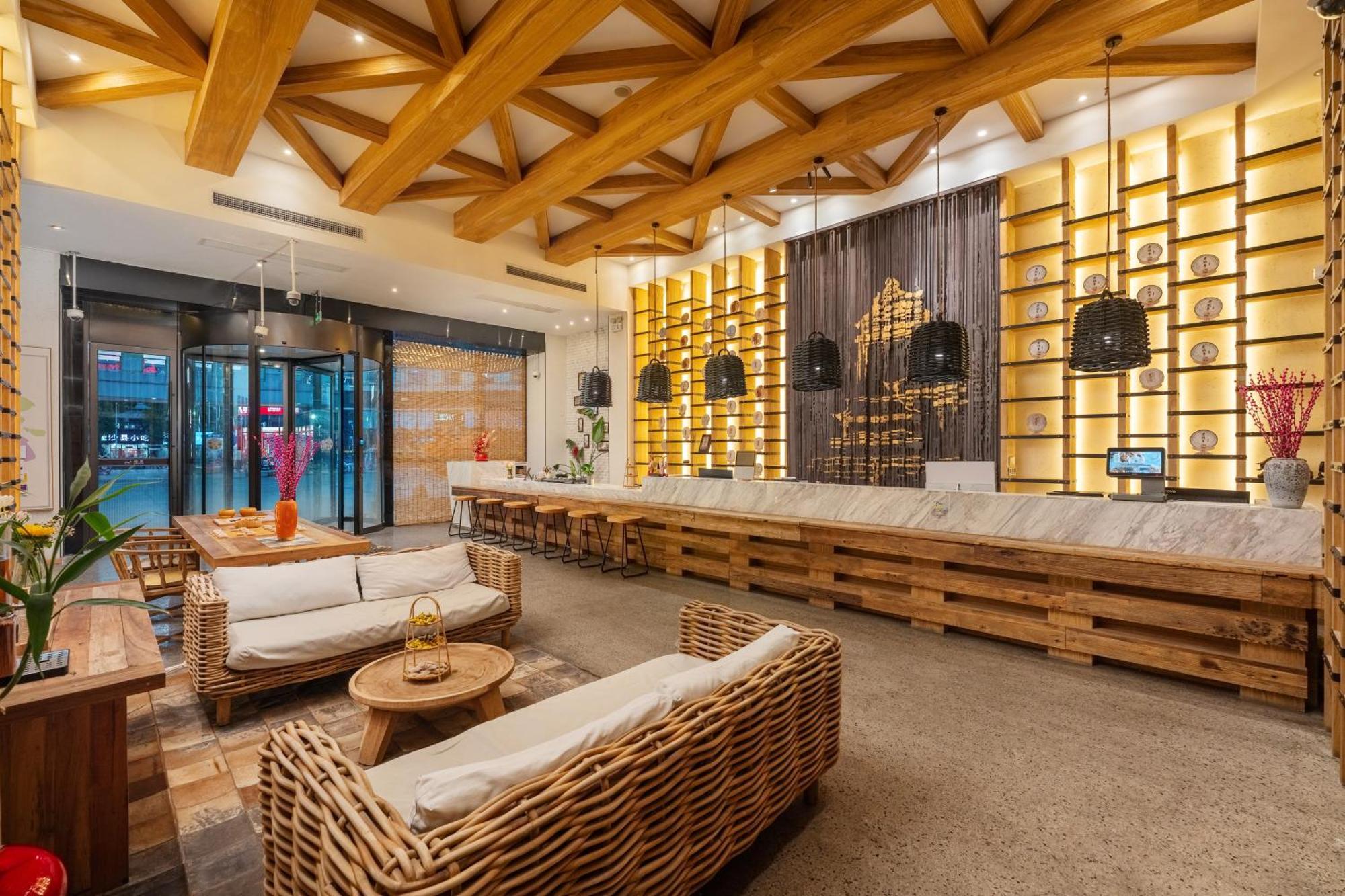 Manli Hotel Shanghai Pudong Airport - Pet Friendly Экстерьер фото