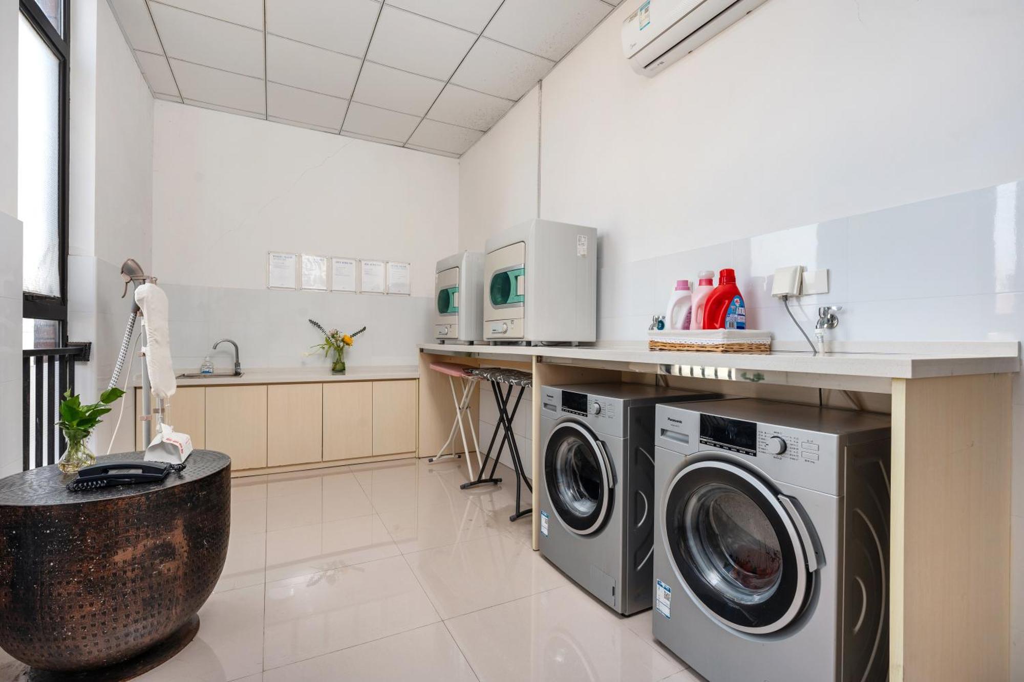 Manli Hotel Shanghai Pudong Airport - Pet Friendly Экстерьер фото